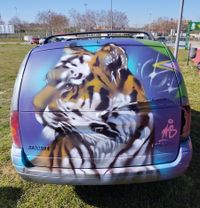 tiger_car_web
